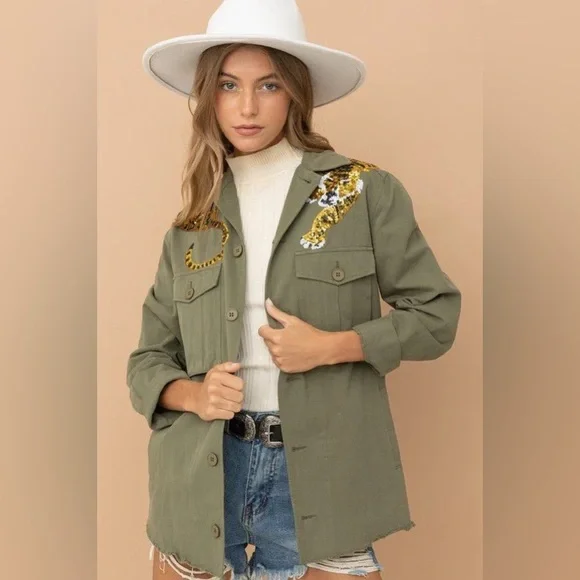 {SOLD} SEQUIN TIGER CARGO POCKET FRONT UTILITY JACKET - OLIVE - Picture 4 of 12